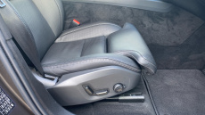 Volvo XC60 2.0 T8 [455] RC PHEV Ultimate Dark 5dr AWD Gtron Estate